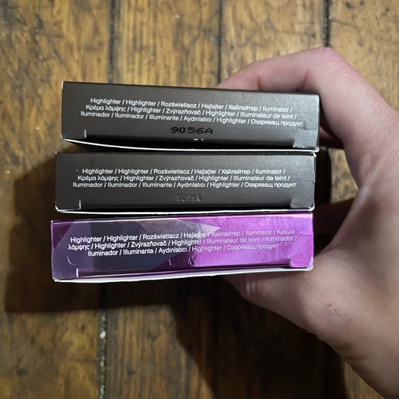 DISCONTINUED!! NIB!! BECCA COSMETICS SHIMMERING SKIN PERFECTER - Picture 5 of 10